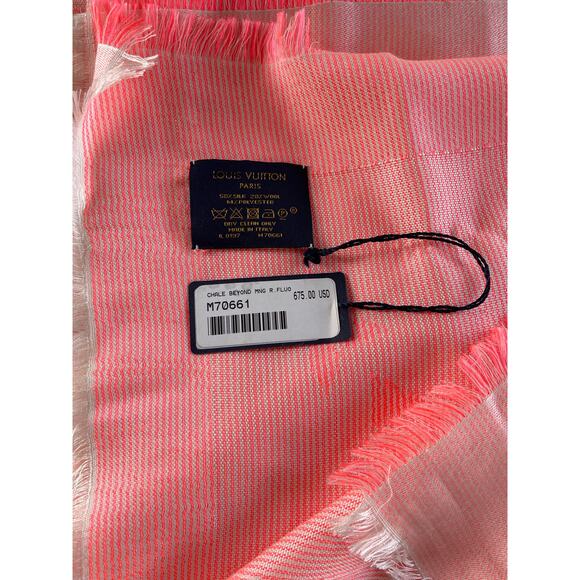 Louis Vuitton Chale Beyond Mongram Scarf, NWT - Picture 3 of 7